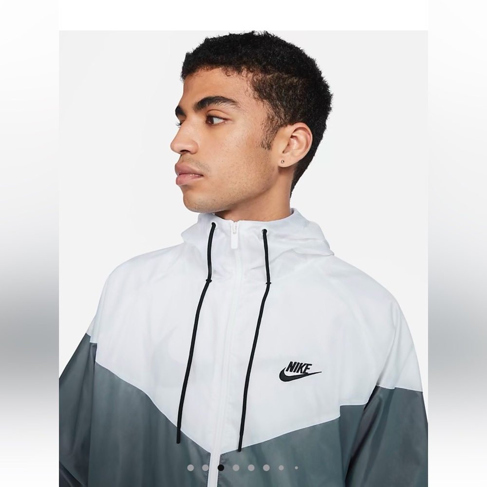Nike Sportswear Windrunner Men’s Hooded Jacket - Picture 3 of 12